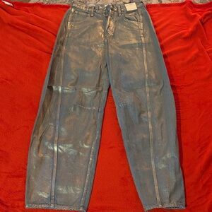 Women’s Metallic High rise curved leg Jeans